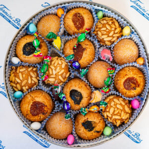 Assorted Italian cookie gift box with jordan almonds