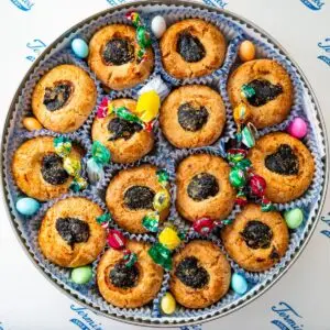 large blondina cookie tin, italian cookies from termini brothers