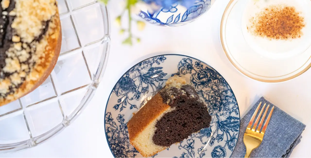 Coffee ring cake